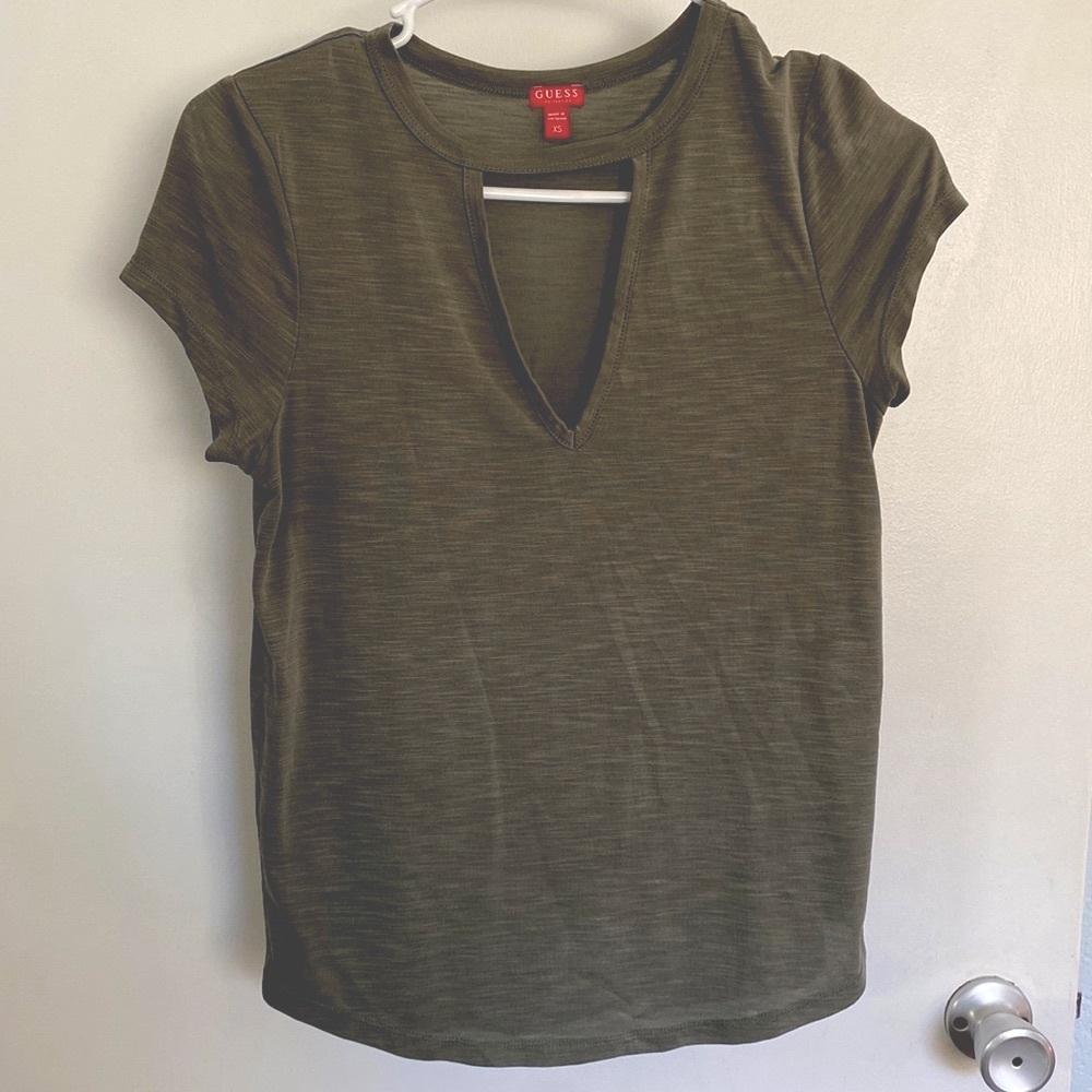 Guess light green top. Xs. Like new.